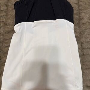 TEN Lululemon tank tops